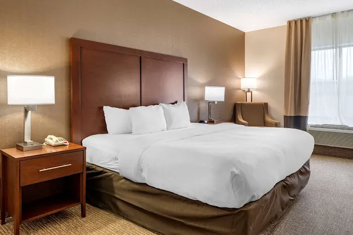 Comfort Inn 4
