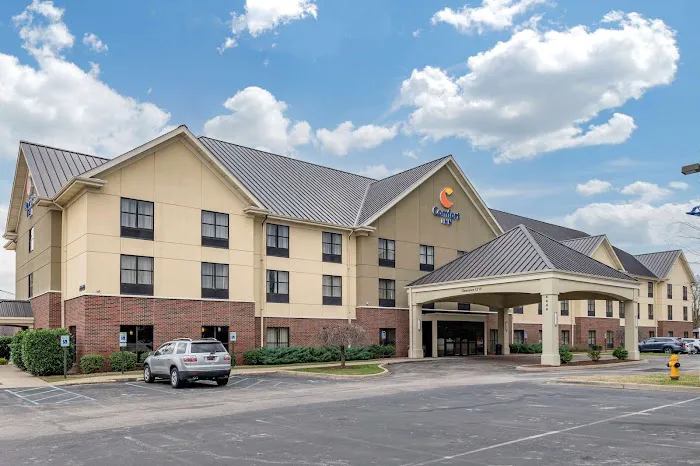 Comfort Inn 4