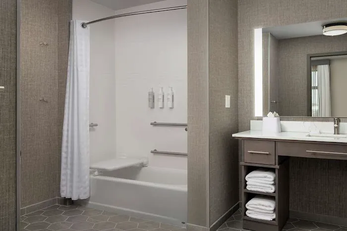 Homewood Suites by Hilton Louisville Airport 5