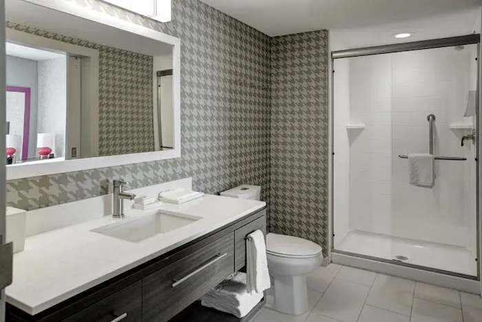 Home2 Suites by Hilton Louisville Airport Expo Center 5