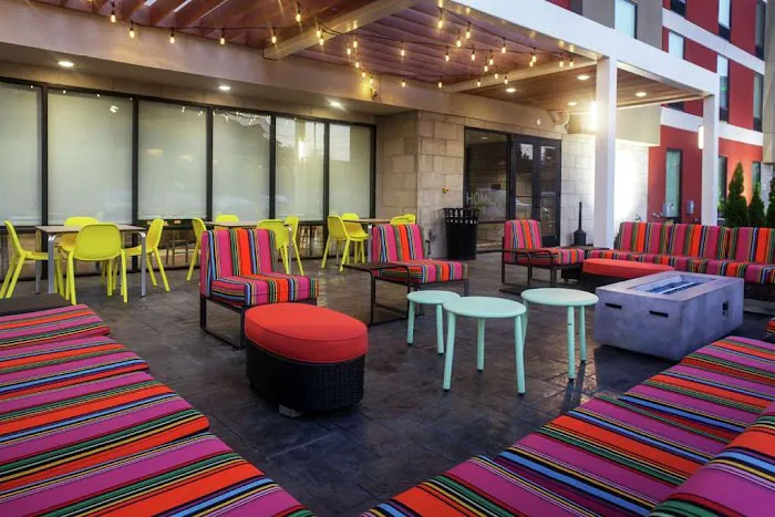 Home2 Suites by Hilton Louisville Airport Expo Center 5