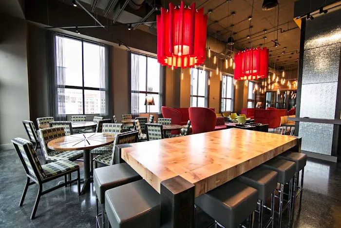 Hilton Garden Inn Louisville Downtown 5