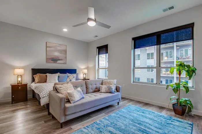 4th Street Suites 5