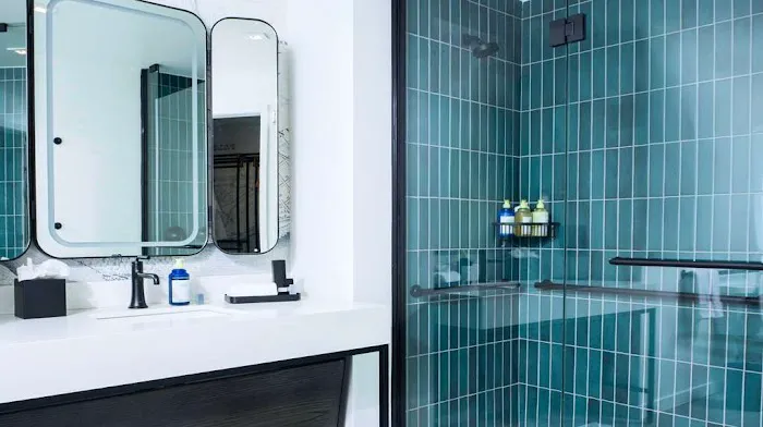 Hotel Bourre Bonne Louisville, Curio Collection by Hilton 5