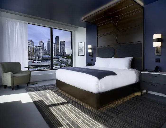 Hotel Bourre Bonne Louisville, Curio Collection by Hilton 5