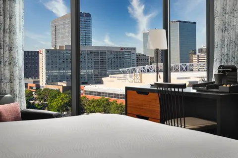 Hotel Distil, Autograph Collection 5