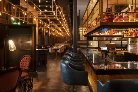 Hotel Distil, Autograph Collection 5