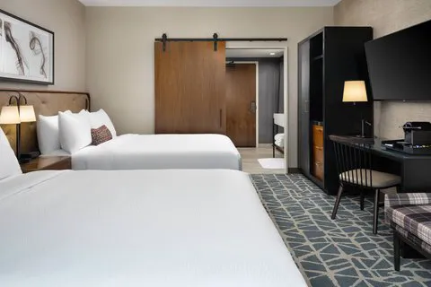 Hotel Distil, Autograph Collection 5