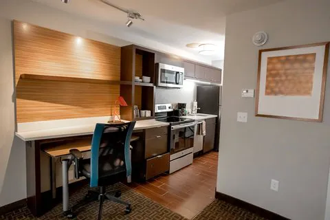 TownePlace Suites Louisville Airport 4