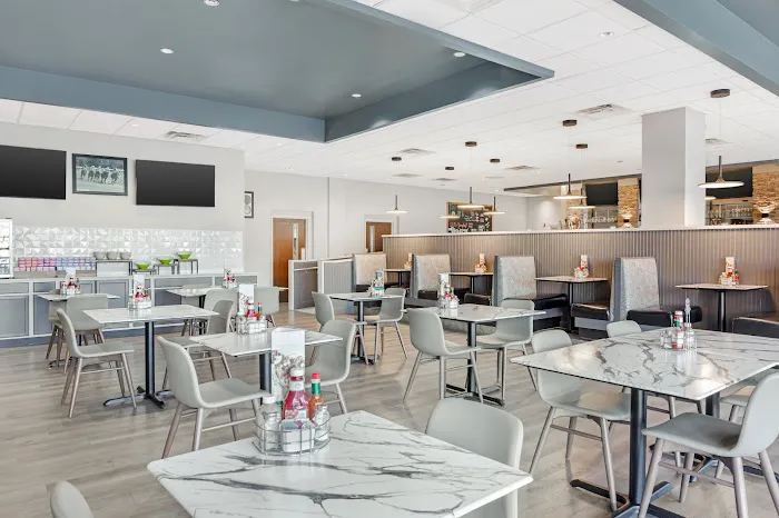 Holiday Inn Louisville Airport South by IHG 4