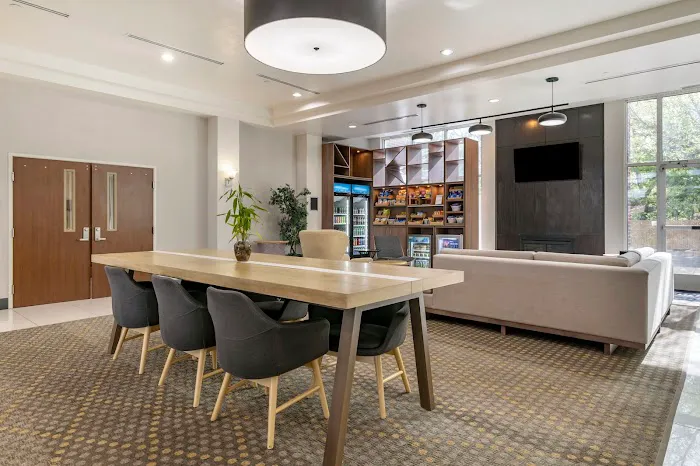 Holiday Inn Louisville Airport South by IHG 4