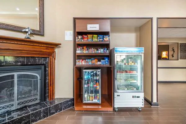 Comfort Suites Louisville Airport 4