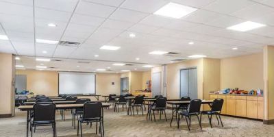 Comfort Suites Louisville Airport