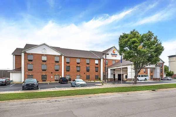 Comfort Suites Louisville Airport 4