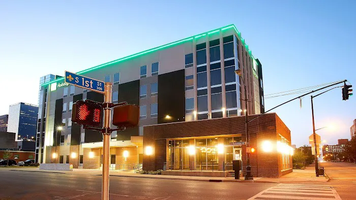 Holiday Inn Louisville Downtown by IHG 5