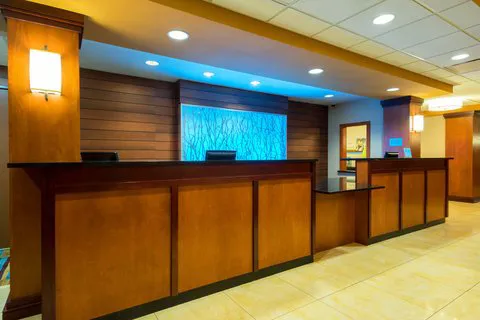 Fairfield Inn & Suites Louisville Downtown 5