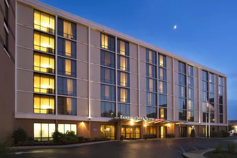 Fairfield Inn & Suites Louisville Downtown 5