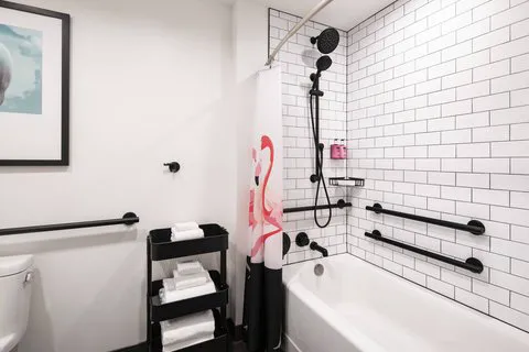 Moxy Louisville Downtown 5