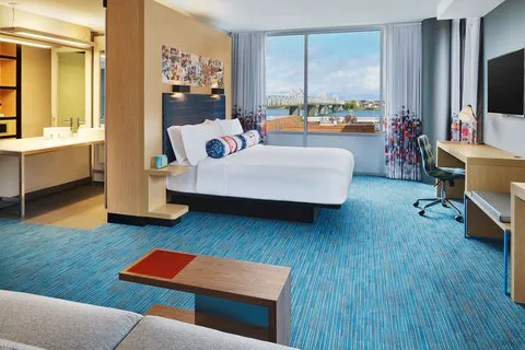 Aloft Louisville Downtown 5