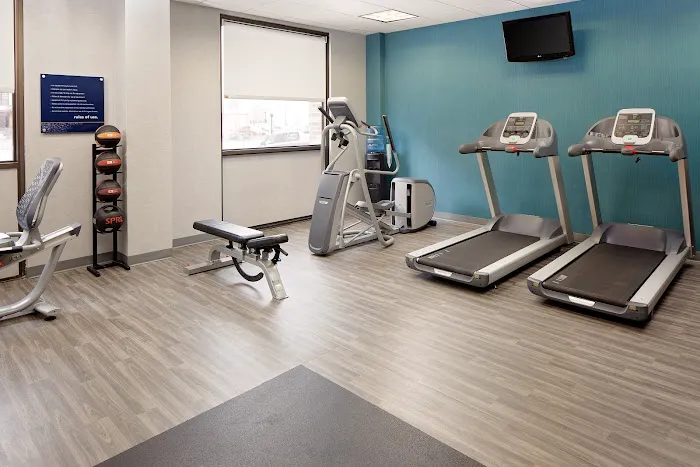 Hampton Inn Louisville Downtown 5