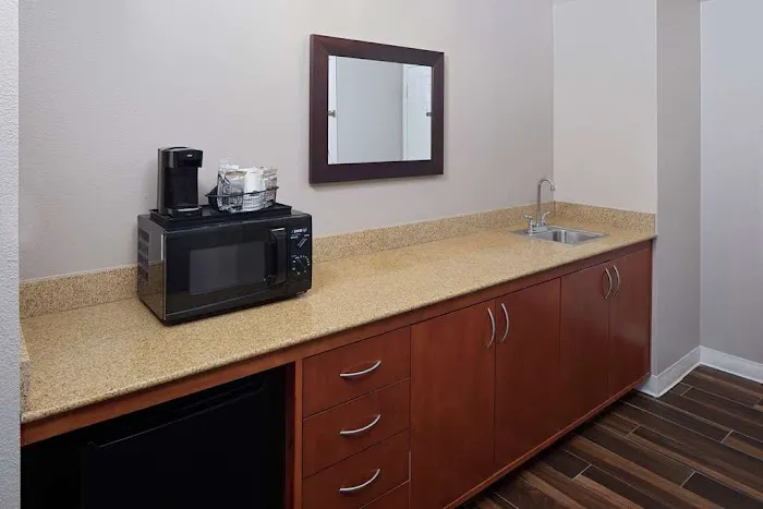 Hampton Inn Louisville Downtown 5