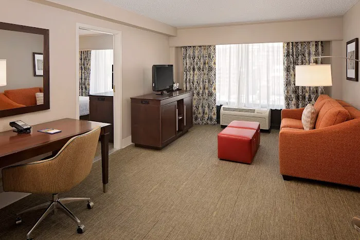 Hampton Inn Louisville Downtown 5