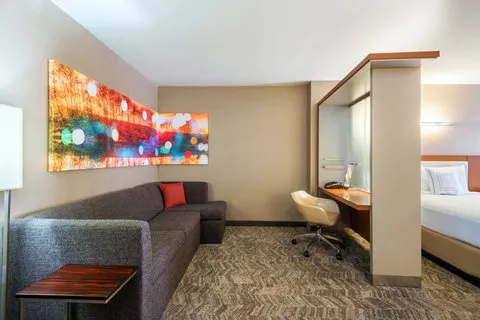SpringHill Suites Louisville Downtown 5