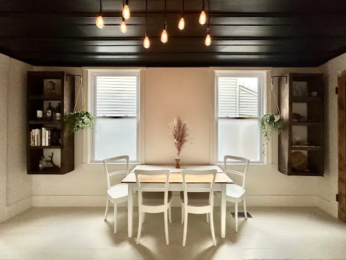 The Hilltop Hideaway - an AirBnB 5