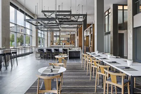 AC Hotel Louisville Downtown 5