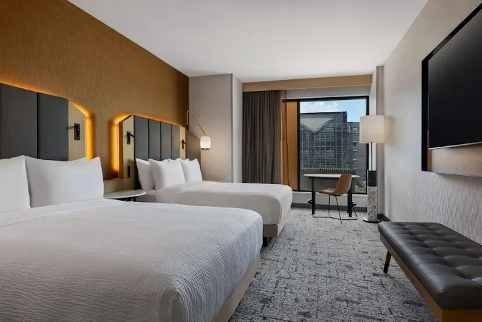 Tempo by Hilton Louisville Downtown NuLu 5