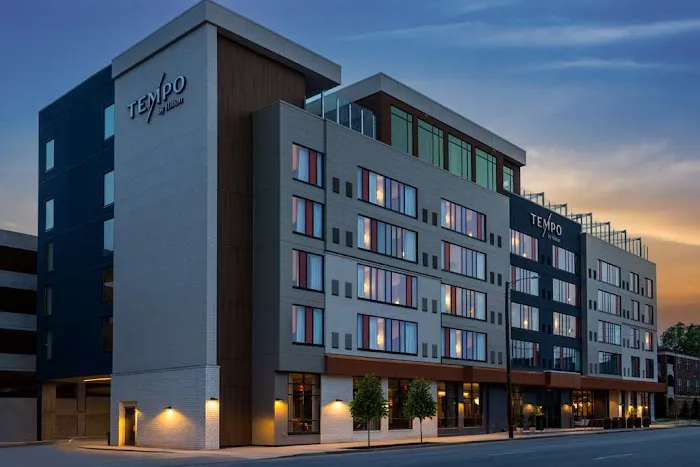 Tempo by Hilton Louisville Downtown NuLu 5