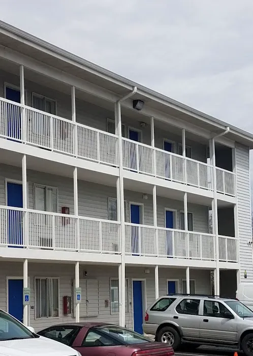 InTown Suites Extended Stay Louisville KY - Airport 4
