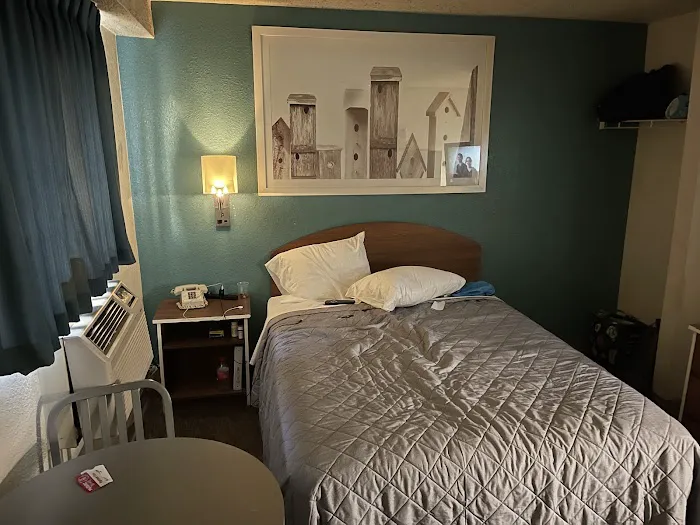 InTown Suites Extended Stay Louisville KY - Preston Hwy 4