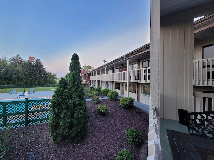 Travelodge by Wyndham Sellersburg / Louisville North 4