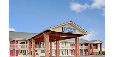 Travelodge by Wyndham Sellersburg / Louisville North