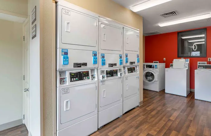 Extended Stay America - Louisville - Dutchman 4