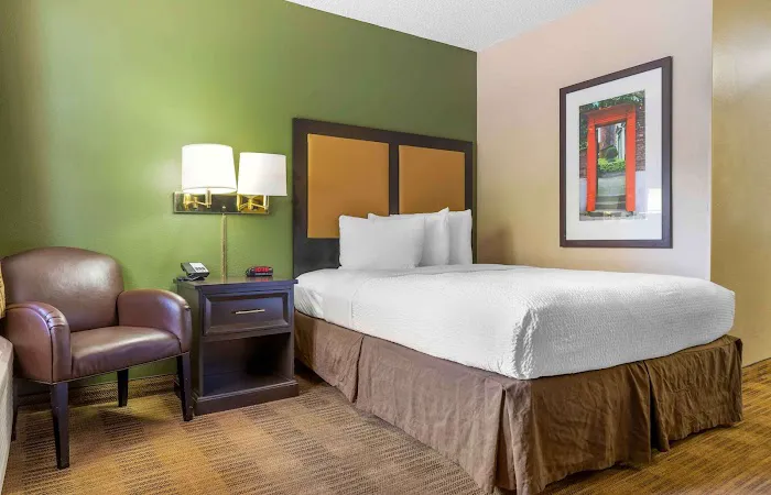 Extended Stay America - Louisville - Dutchman 4