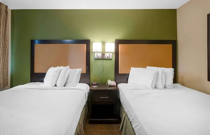 Extended Stay America - Louisville - Dutchman 4