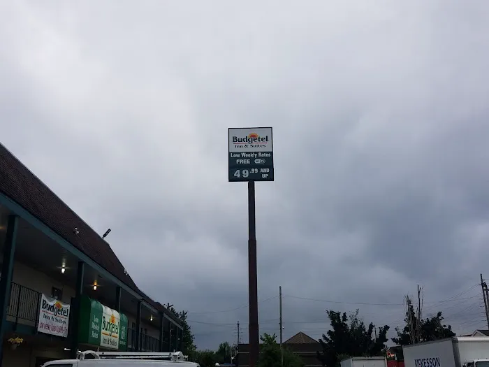 Budgetel Inn & Suites 5