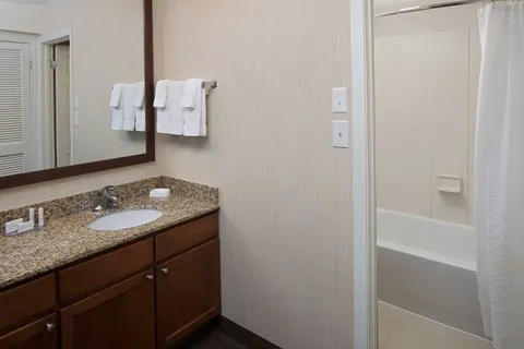 Residence Inn Louisville East 4
