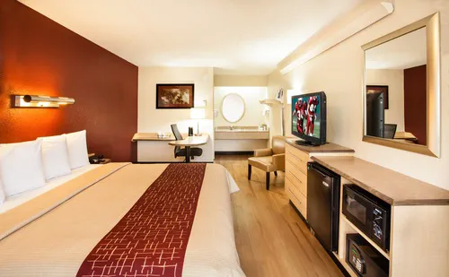 Red Roof Inn Louisville East - Hurstbourne 4