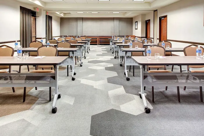 Hyatt Place Louisville-East 4