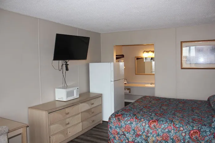 Red Carpet Inn Louisville, KY 4