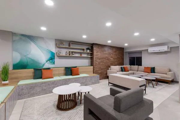Wyndham Garden Hotel Louisville East 4