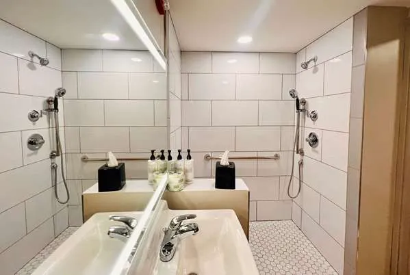 Wyndham Garden Hotel Louisville East 4