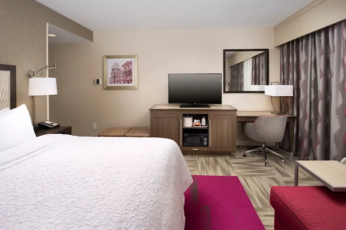 Hampton Inn Louisville East/Hurstbourne 4