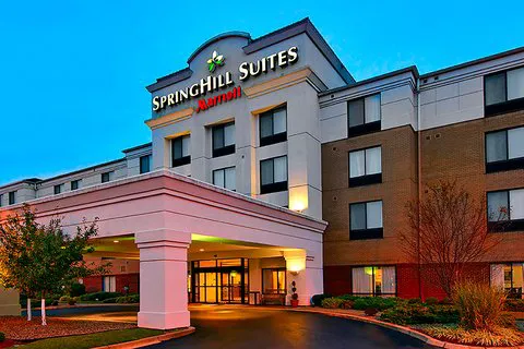 SpringHill Suites Louisville Hurstbourne/North 4