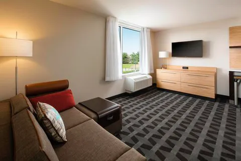 TownePlace Suites Louisville Northeast 4