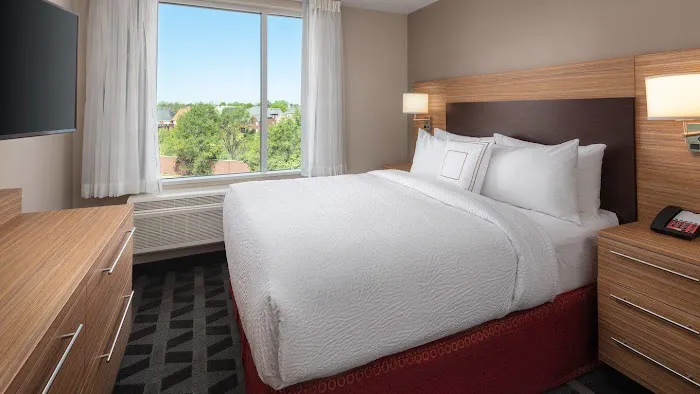 TownePlace Suites Louisville Northeast 4
