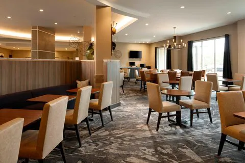 Fairfield Inn & Suites Louisville Northeast 4